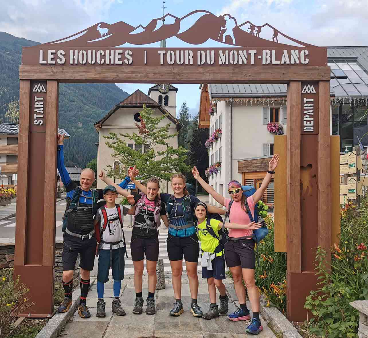 Treking okrog Mont Blanc-a [6 članska družina prehodila Tour de Mont Blanc v 6 dneh!]